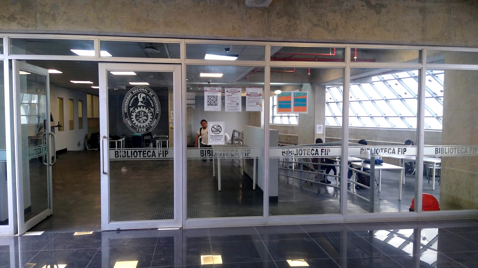 Ingreso a Biblioteca FIP UNI 001